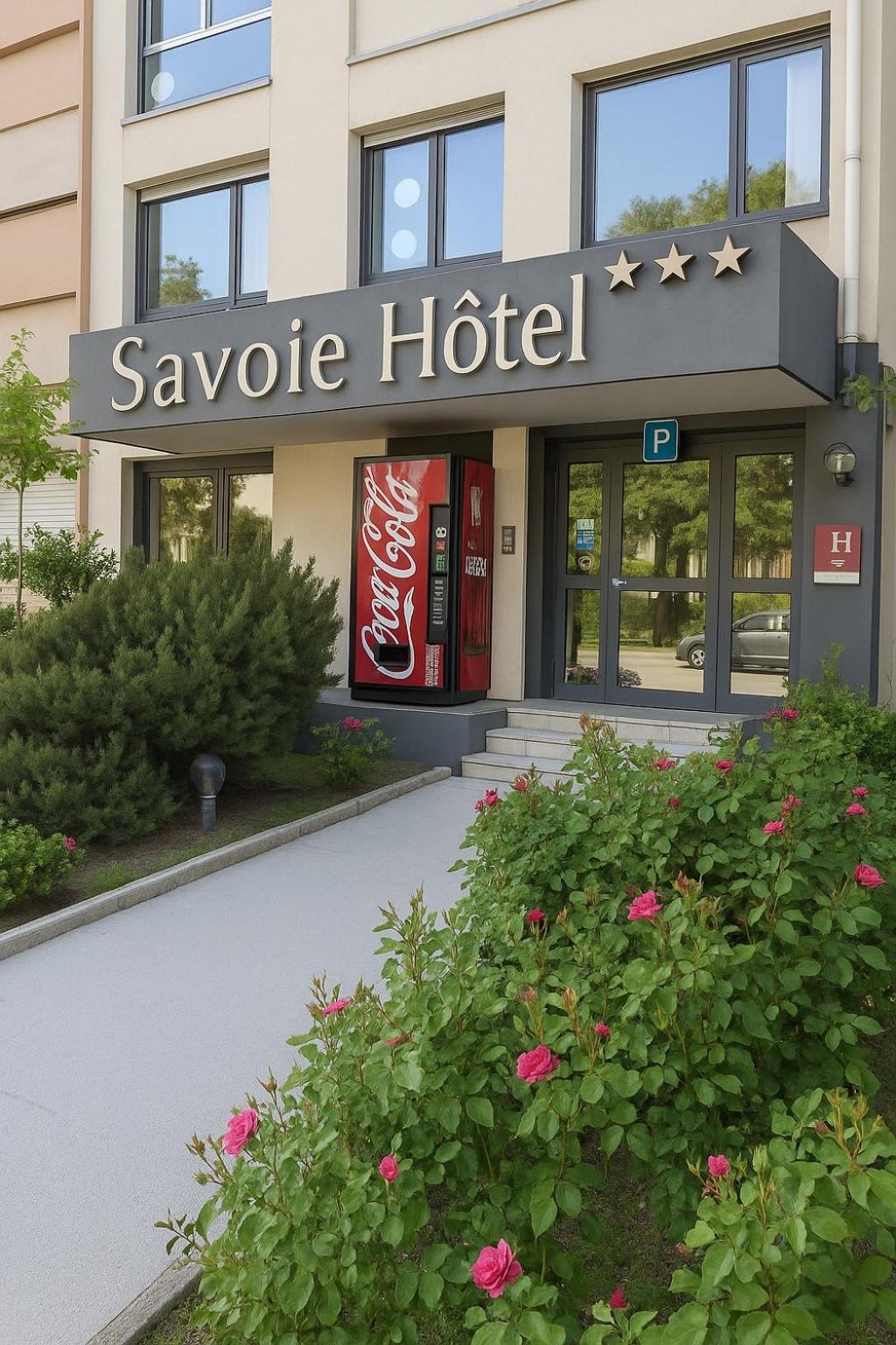 Savoie Hotel Aux Portes De Geneve Saint-Julien-en-Genevois Exterior photo